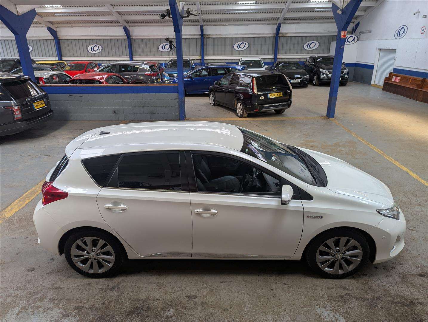 <p>2016 TOYOTA AURIS EXCEL VVT-I CVT</p>