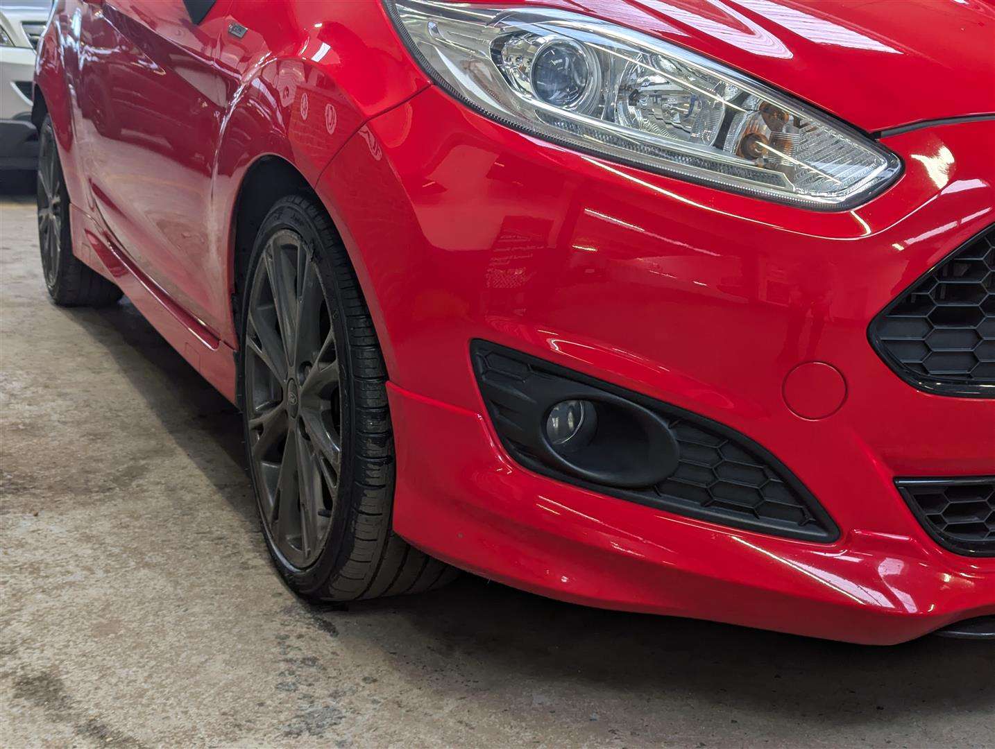 <p>2017 FORD FIESTA ST-LINE</p>