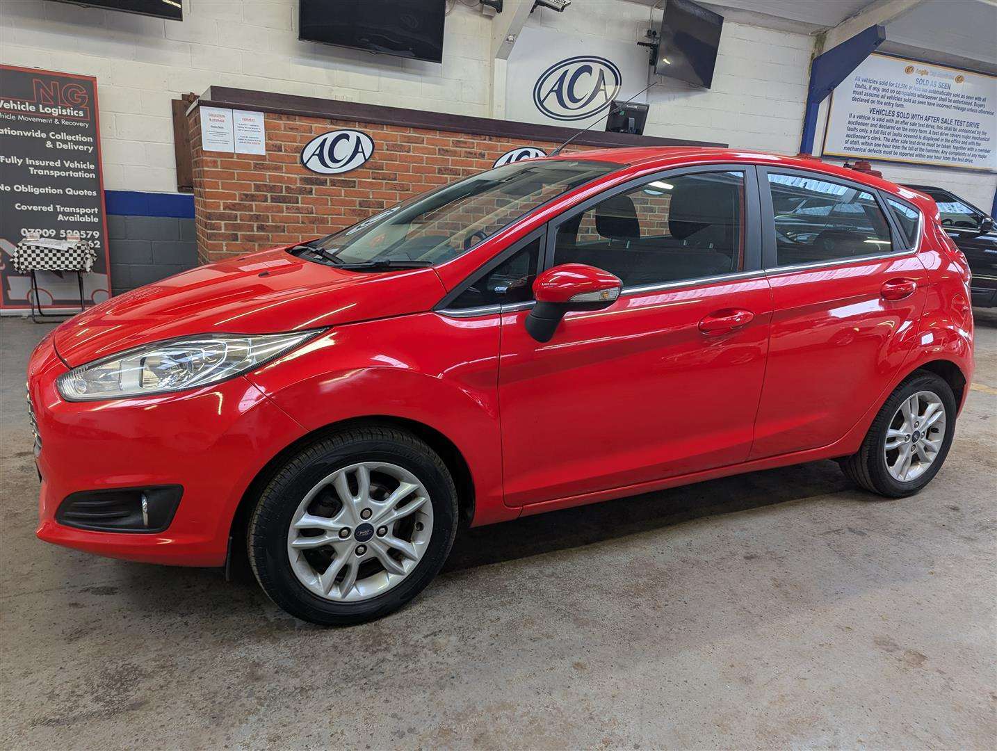 <p>2015 FORD FIESTA ZETEC</p>