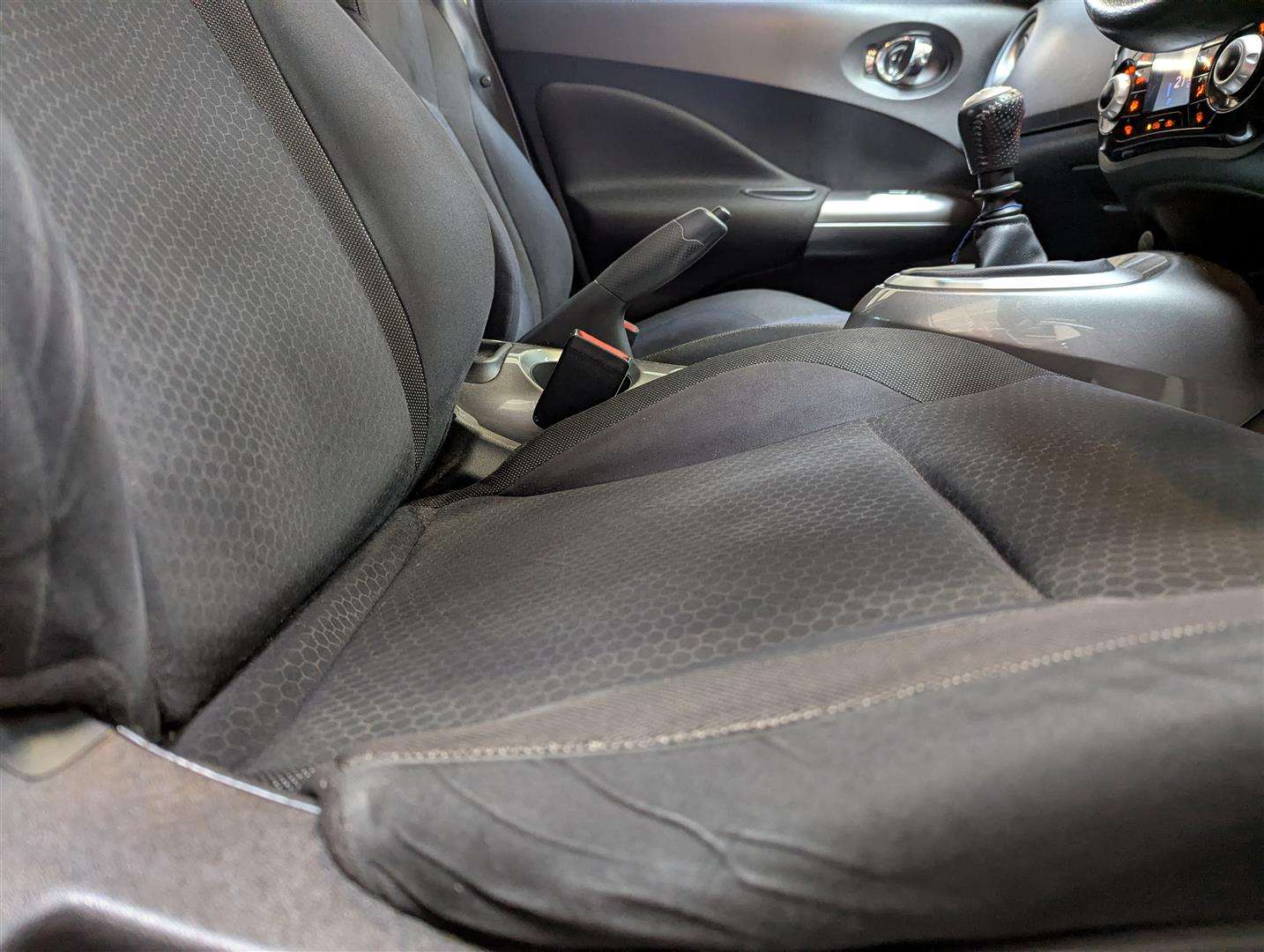 <p>2013 NISSAN JUKE ACENTA PREMIUM DCI</p>