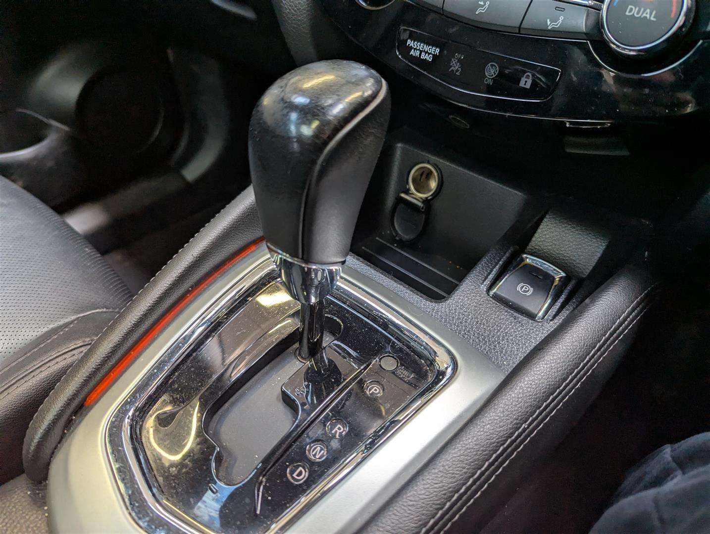 <p>2015 NISSAN QASHQAI TEKNA DCI CVT</p>