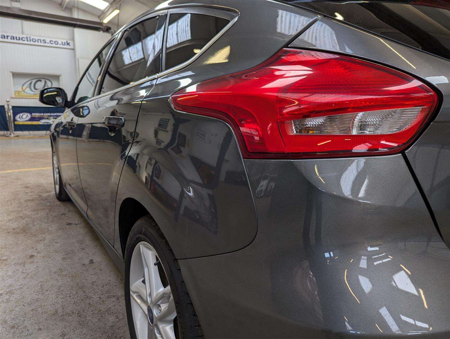 <p>2015 FORD FOCUS ZETEC</p>
