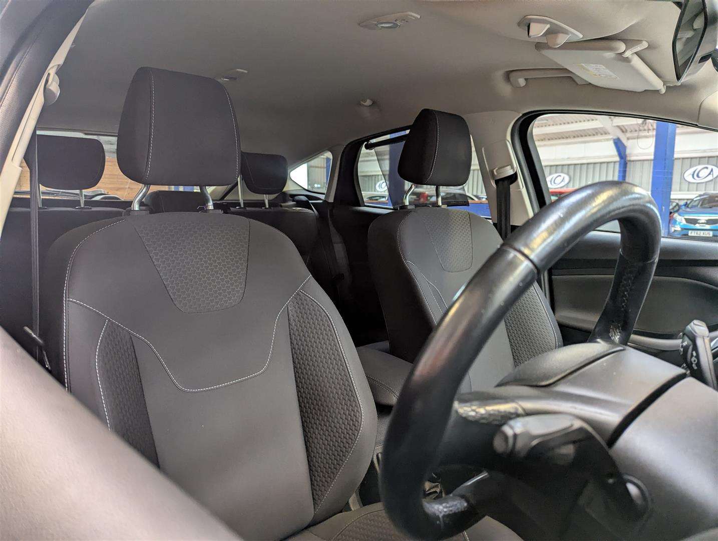 <p>2015 FORD FOCUS ZETEC</p>