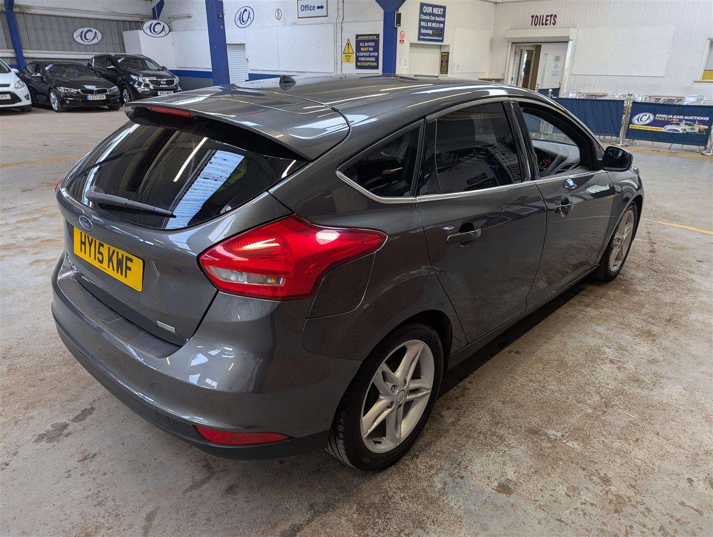 <p>2015 FORD FOCUS ZETEC</p>