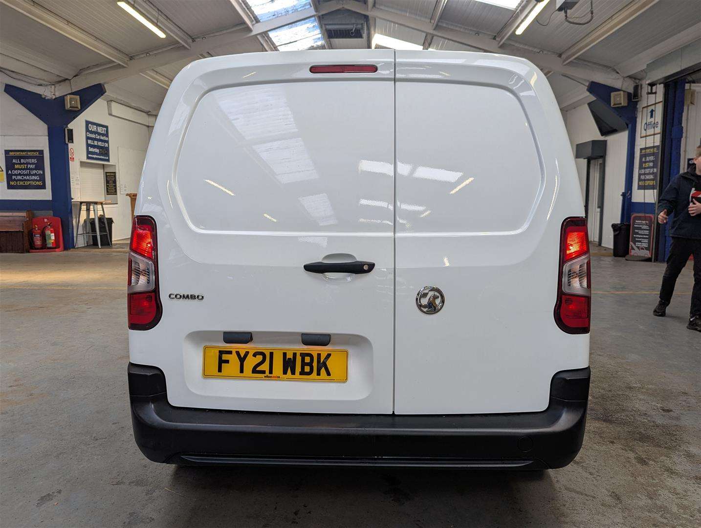 <p>2021 VAUXHALL COMBO 2300 EDITION TD S/S CREW BUS</p>