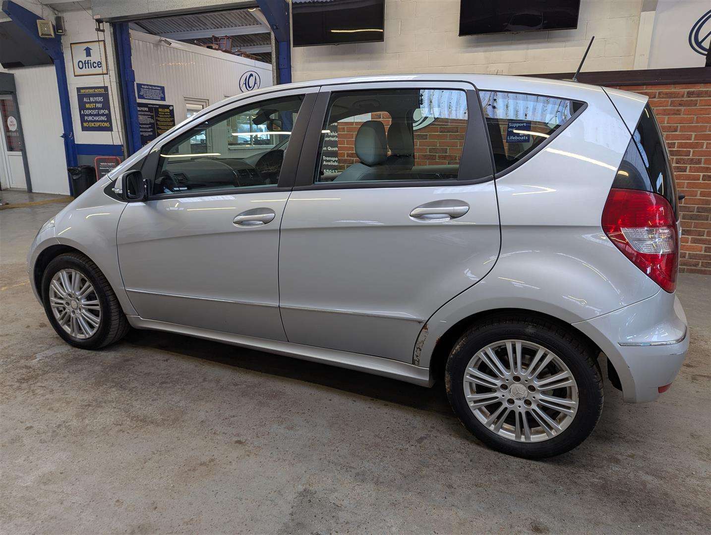 <p>2008 MERCEDES A170 ELEGANCE SE CVT</p>