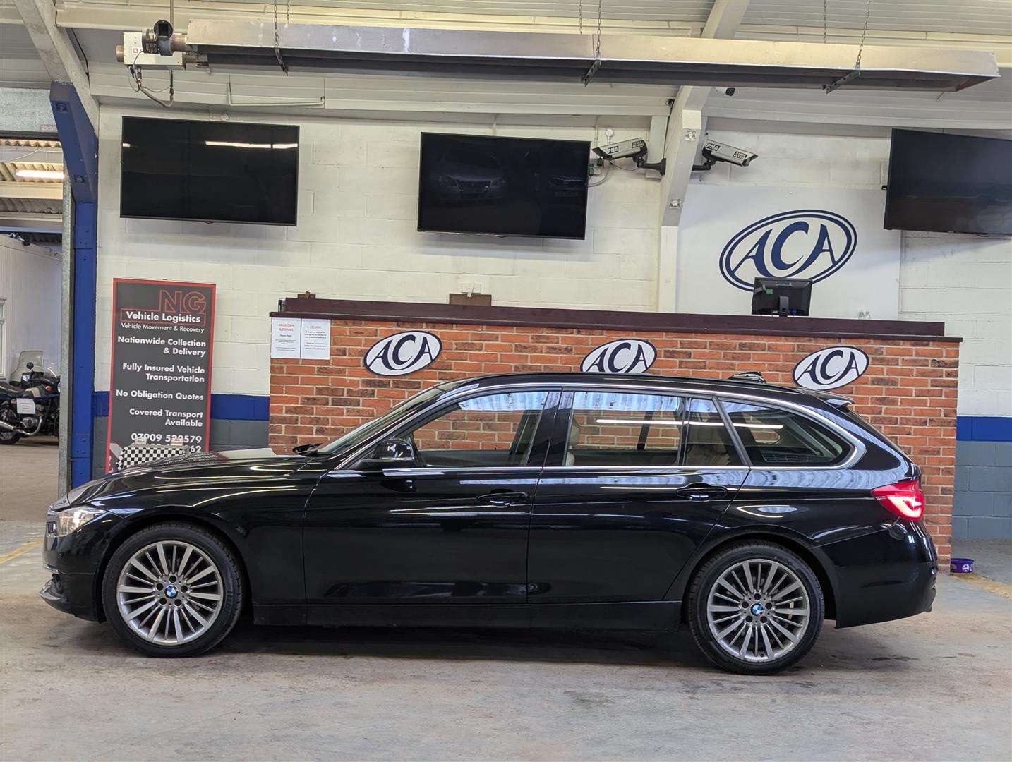 <p>2016 BMW 320D LUXURY AUTO</p>