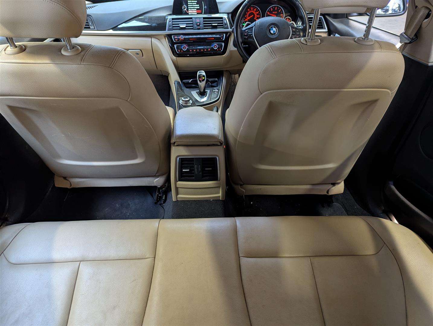 <p>2016 BMW 320D LUXURY AUTO</p>