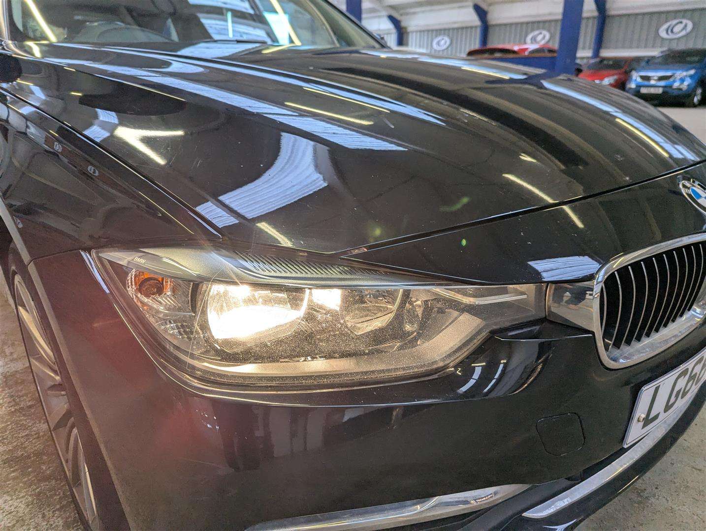 <p>2016 BMW 320D LUXURY AUTO</p>