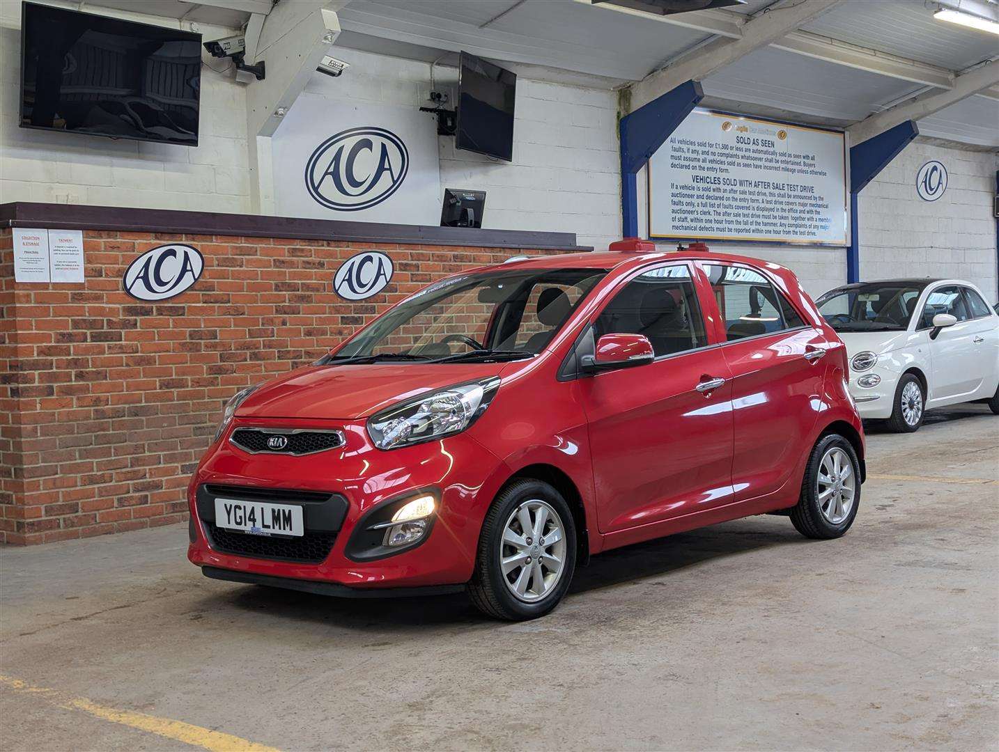 <p>2014 KIA PICANTO 2 AUTO</p>