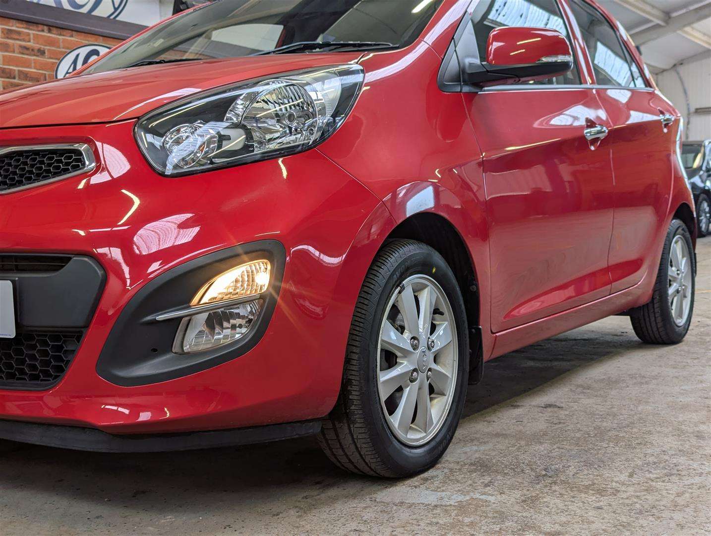<p>2014 KIA PICANTO 2 AUTO</p>