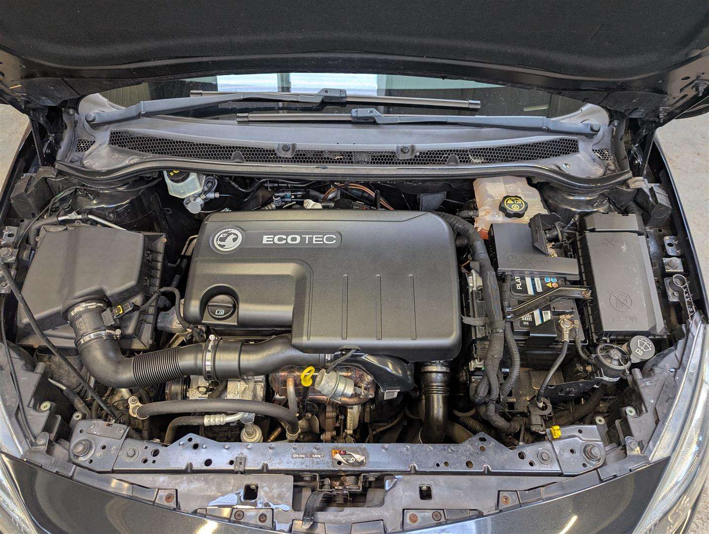 <p>2012 VAUXHALL ASTRA EXCLUSIV CDTI</p>