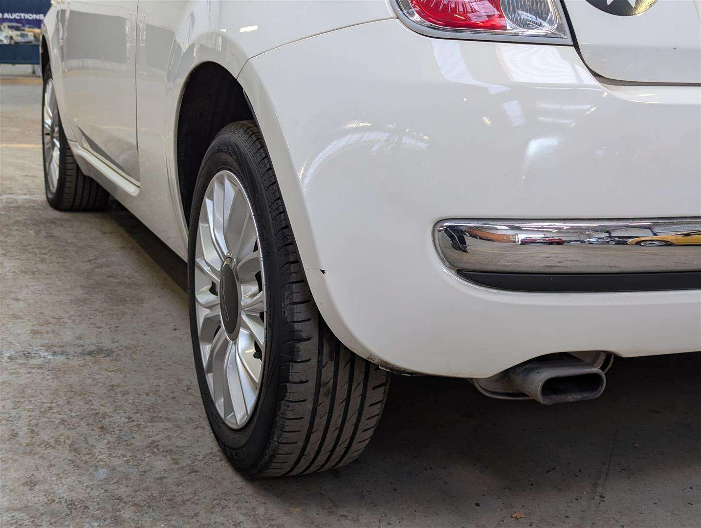 <p>2015 FIAT 500 POP STAR</p>