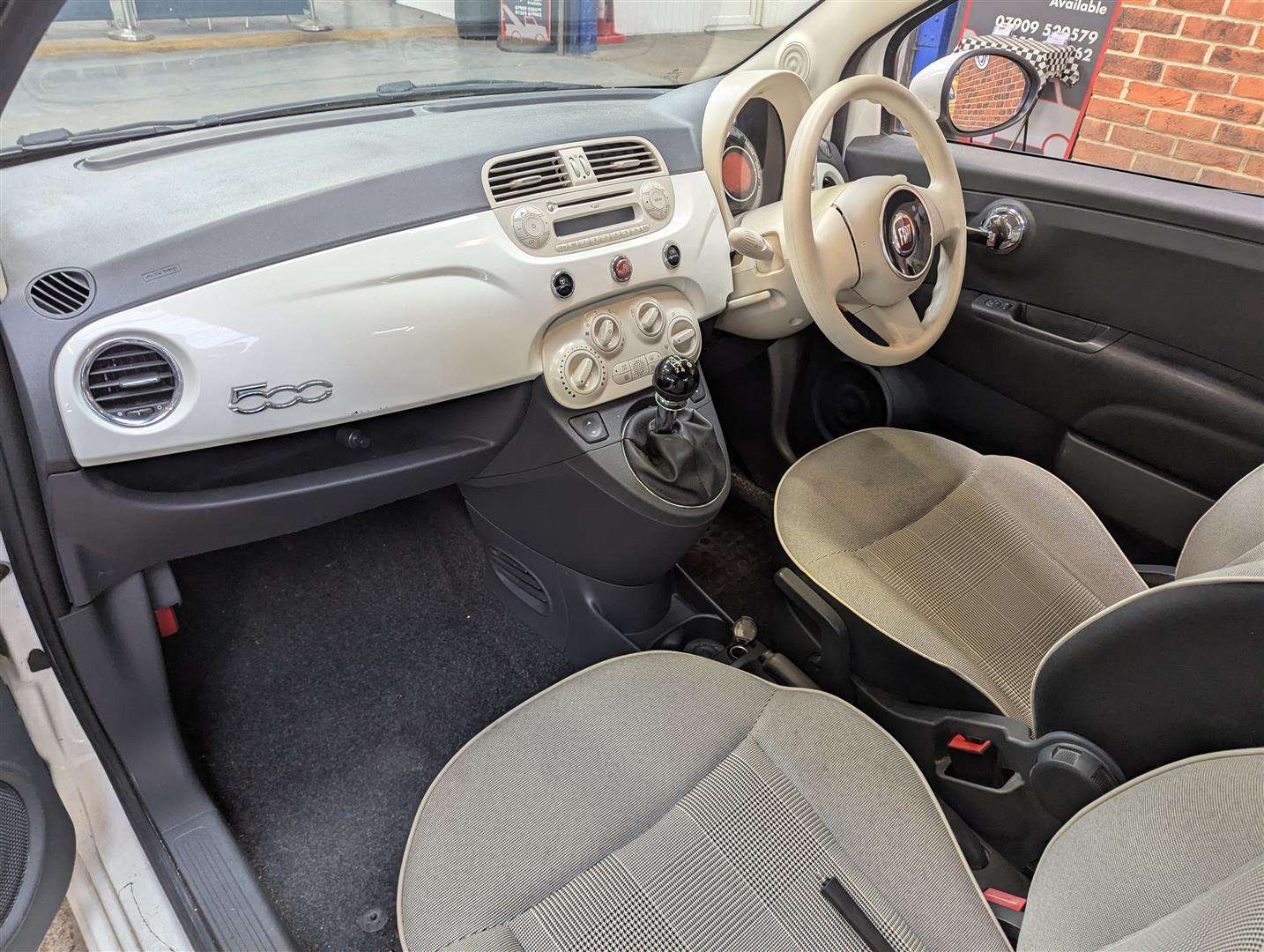 <p>2015 FIAT 500 POP STAR</p>