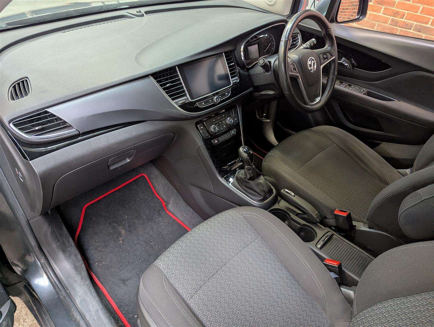 <p>2017 VAUXHALL MOKKA X DESIGN NAV TURBO</p>