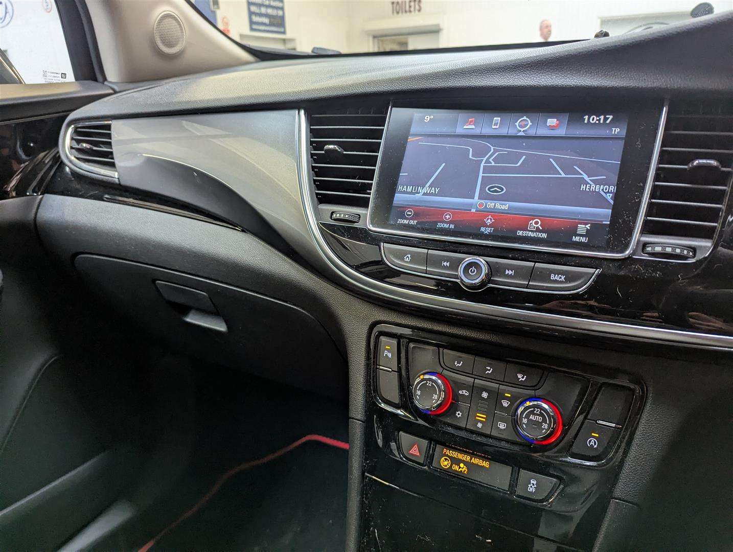 <p>2017 VAUXHALL MOKKA X DESIGN NAV TURBO</p>