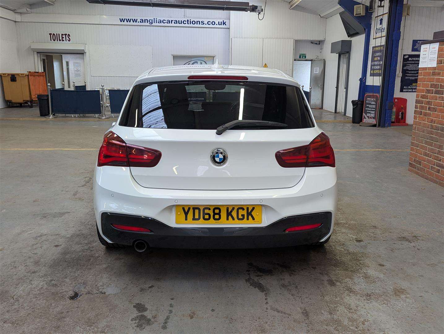 <p>2018 BMW 118I M SPORT SHADOW EDITI</p>