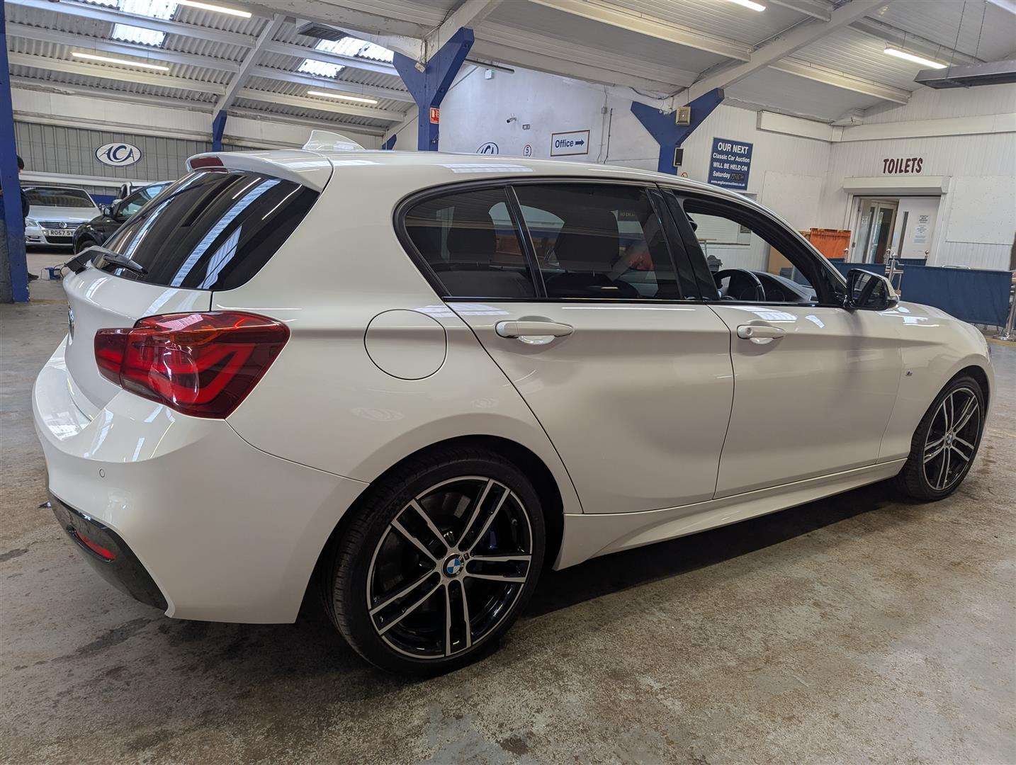 <p>2018 BMW 118I M SPORT SHADOW EDITI</p>