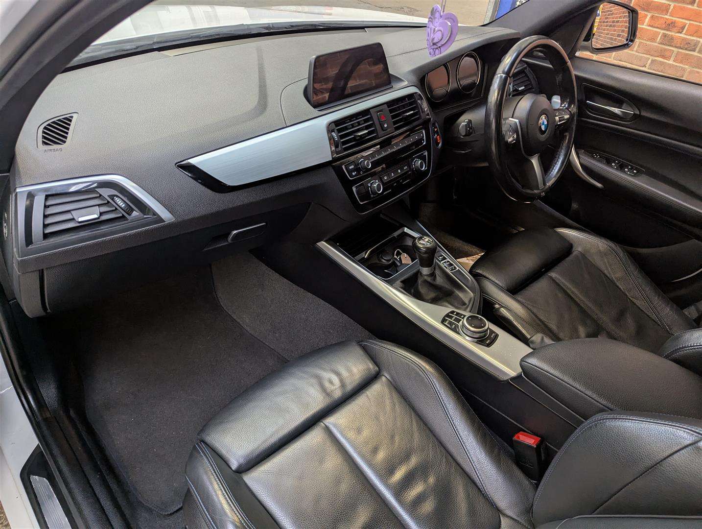 <p>2018 BMW 118I M SPORT SHADOW EDITI</p>