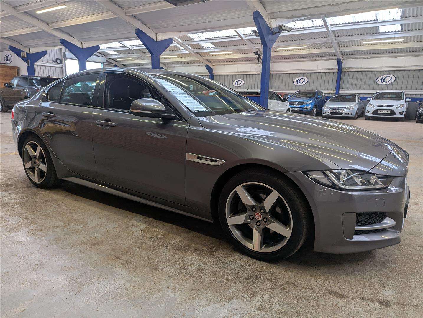 <p>2015 JAGUAR XE R-SPORT D AUTO</p>