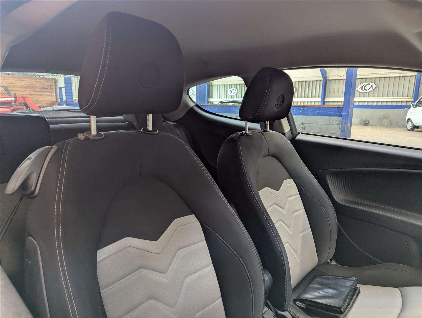 <p>2014 ALFA ROMEO MITO DISTINCTIVE JTDM-2</p>