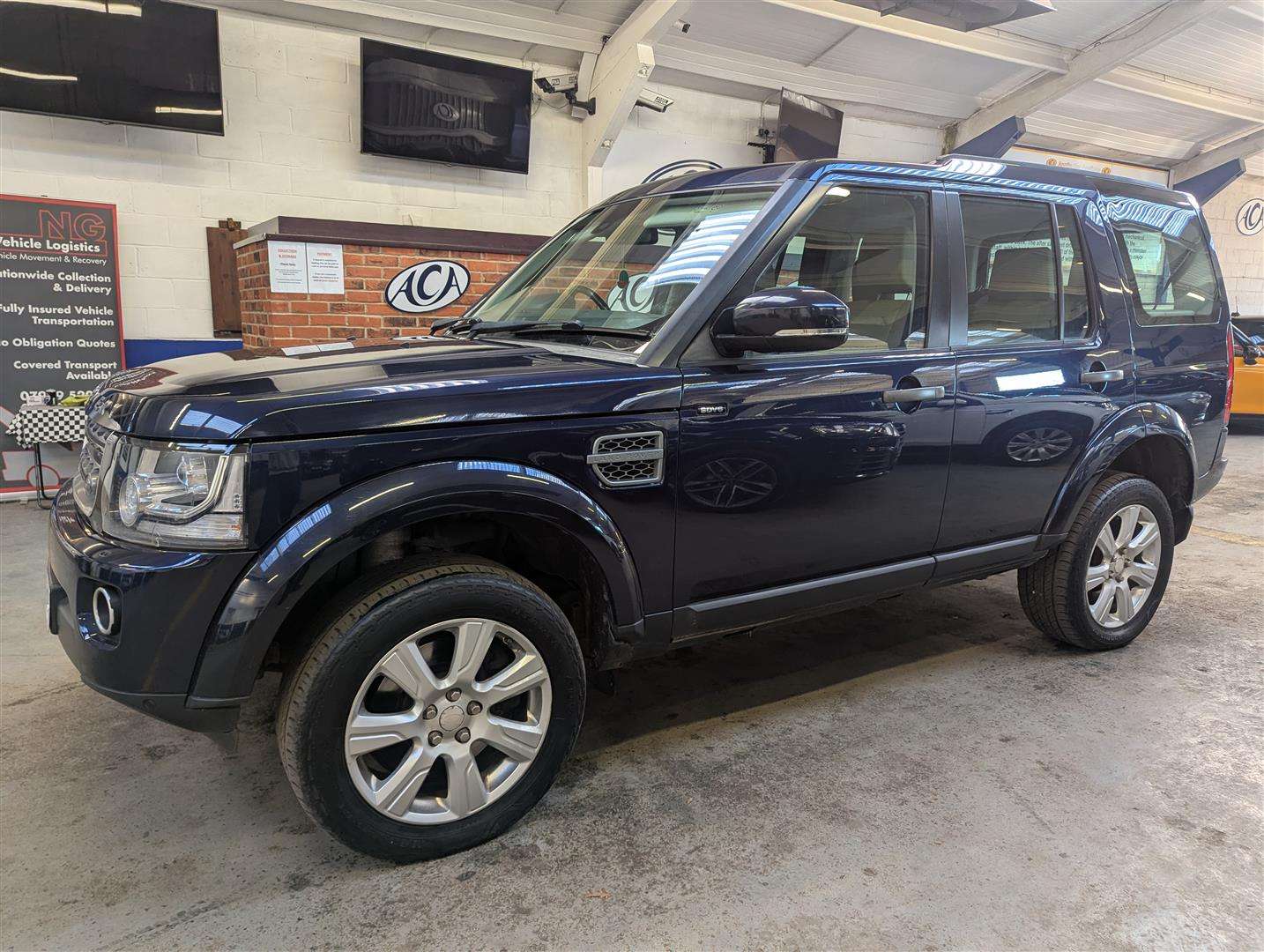 <p>2014 LAND ROVER DISCOVERY XS SDV6 AUTO</p>