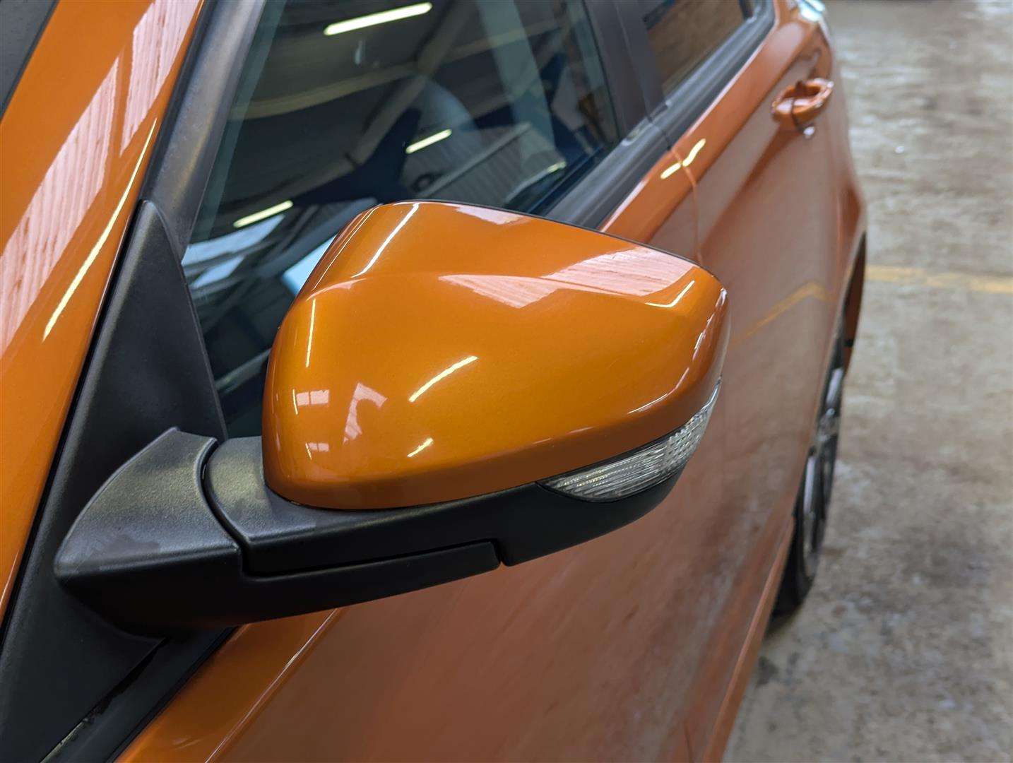 <p>2015 MG 6 TSE GT DTI</p>