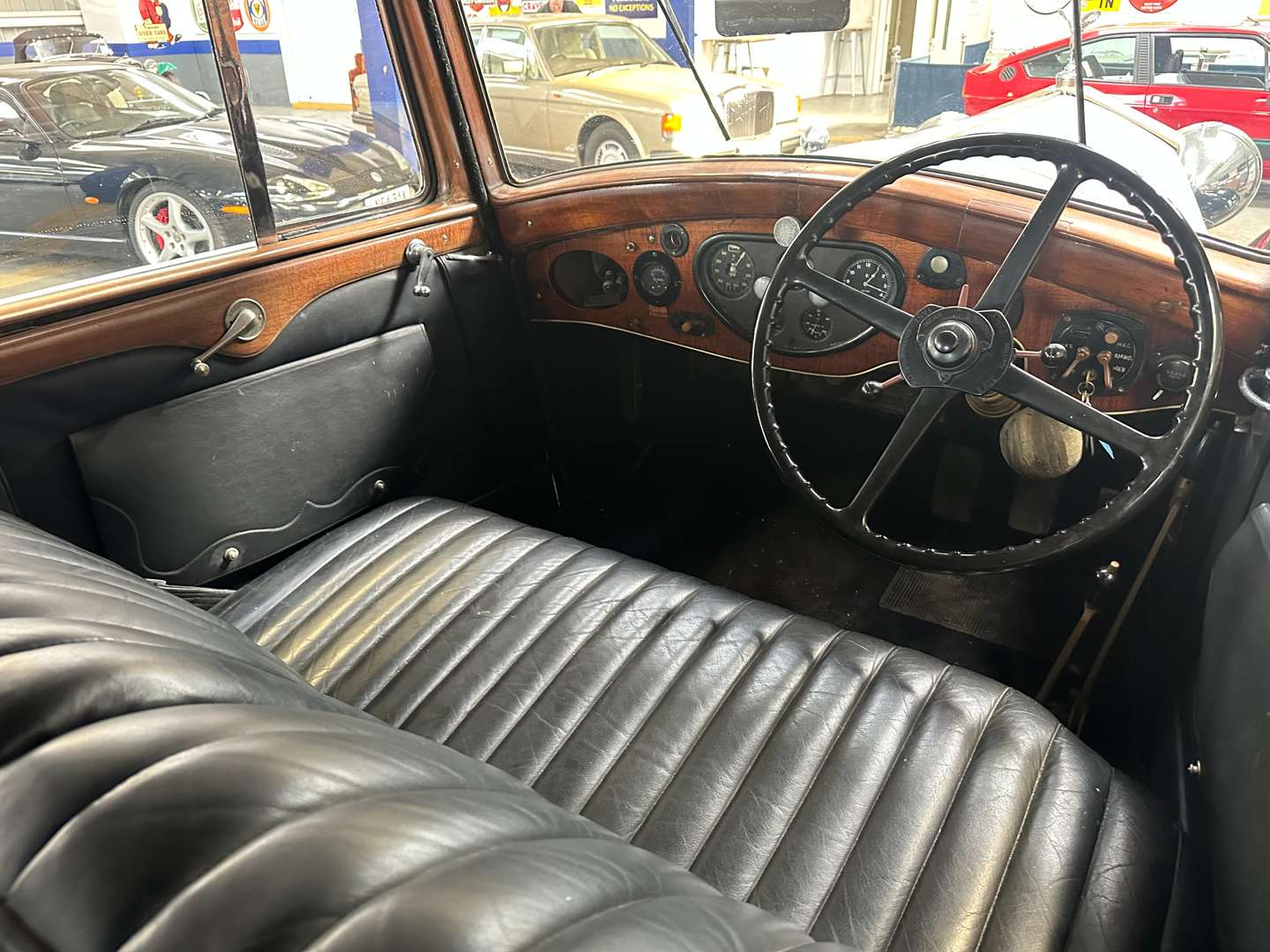 <p>1929 ROLLS ROYCE PHANTOM II</p>