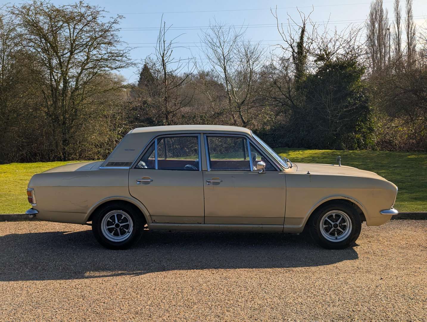 <p>1969 FORD CORTINA 1600E MK2</p>