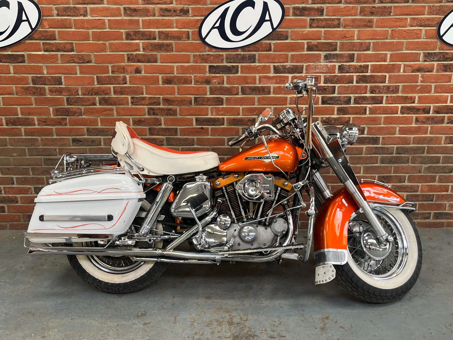 <p>1971 HARLEY-DAVIDSON XL CUSTOM</p>