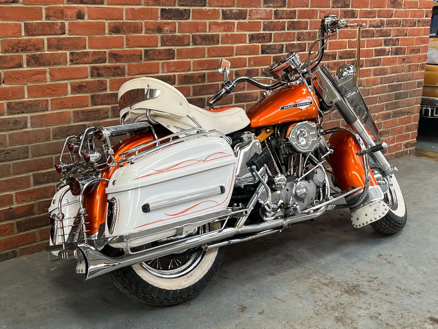 <p>1971 HARLEY-DAVIDSON XL CUSTOM</p>