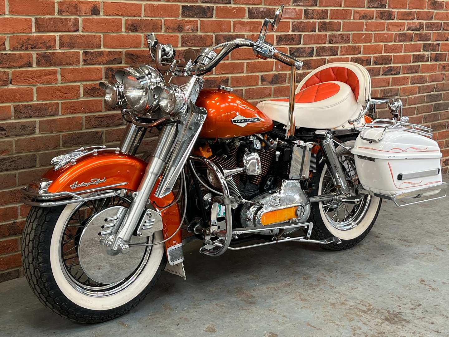 <p>1971 HARLEY-DAVIDSON XL CUSTOM</p>