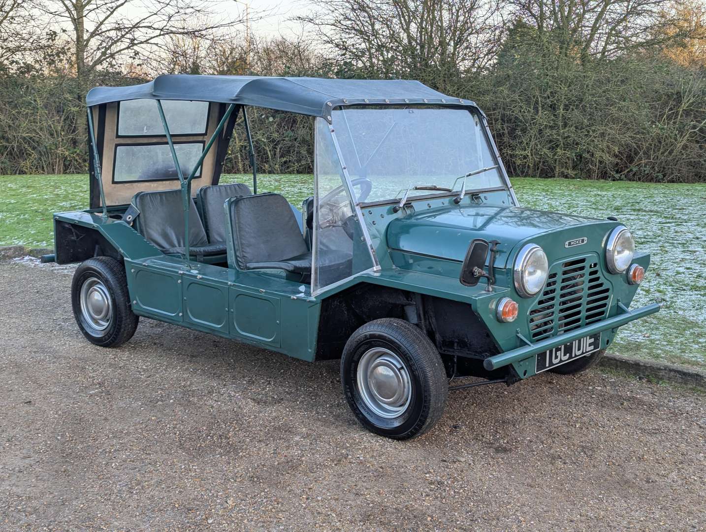 <p>1967 MORRIS MINI MOKE</p>