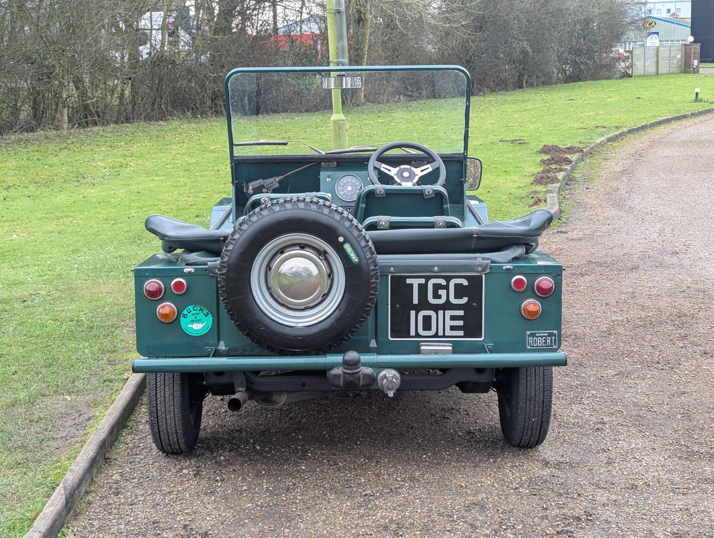 <p>1967 MORRIS MINI MOKE</p>