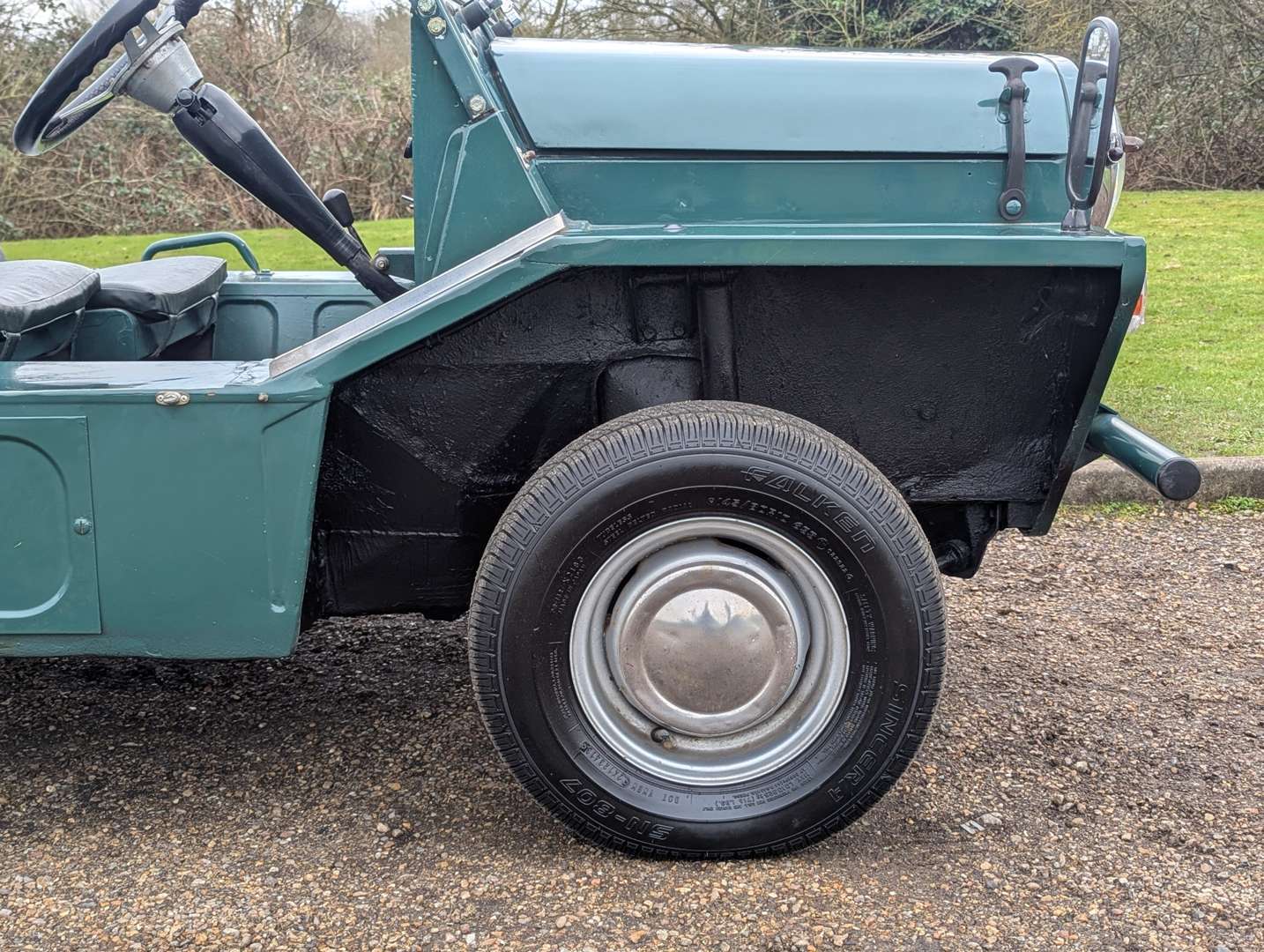 <p>1967 MORRIS MINI MOKE</p>