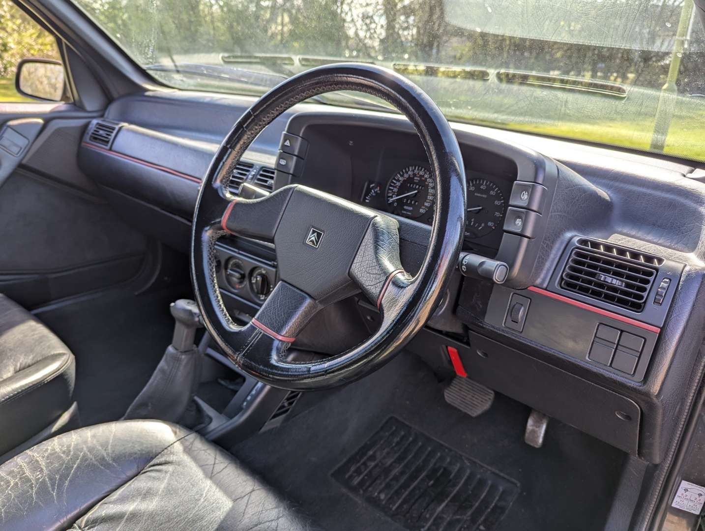 <p>1992 CITROEN ZX VOLCANE I AUTO</p>