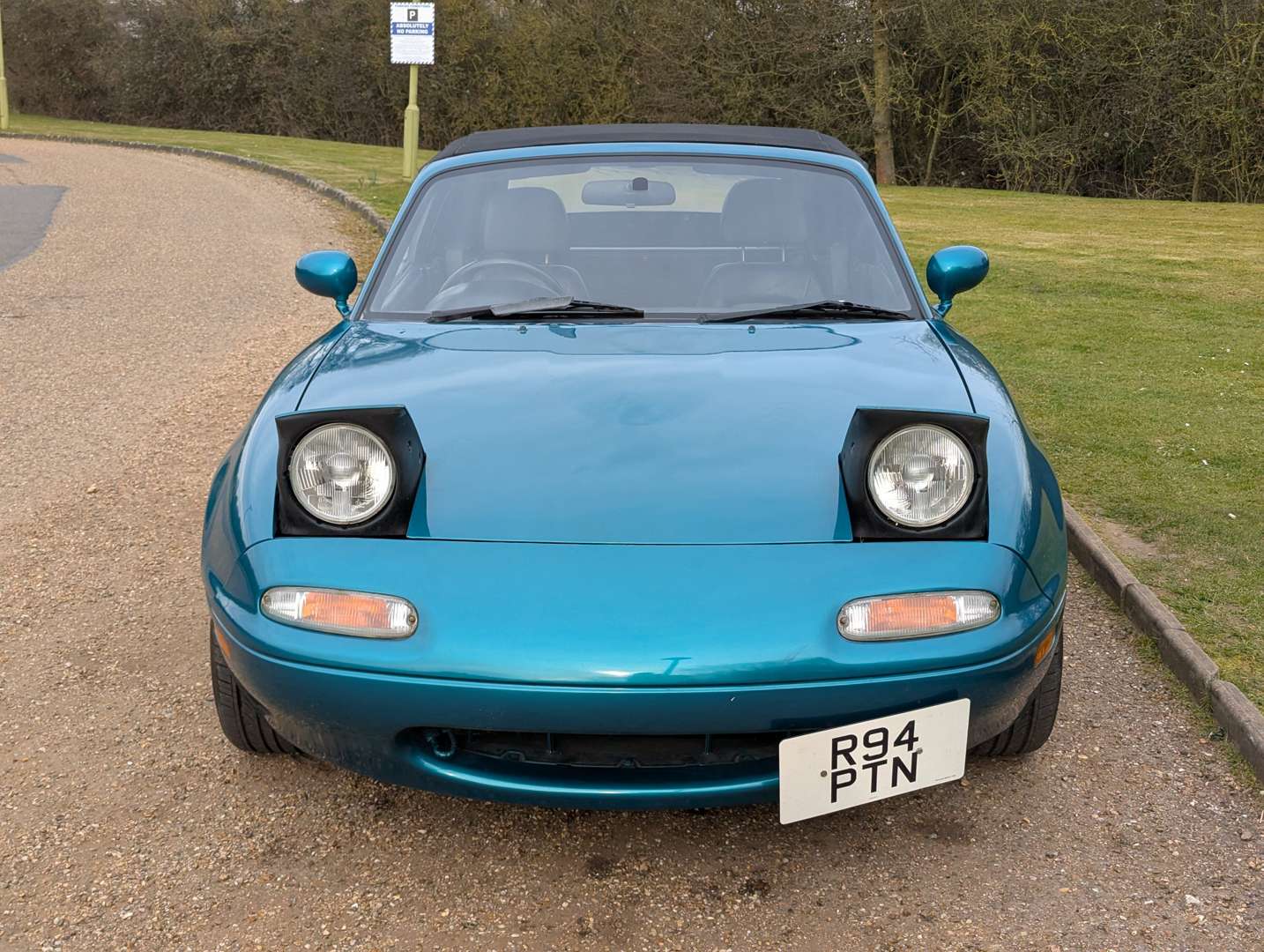 <p>1998 MAZDA MX-5 BERKELEY</p>