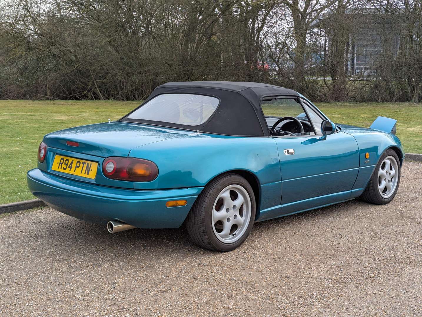 <p>1998 MAZDA MX-5 BERKELEY</p>