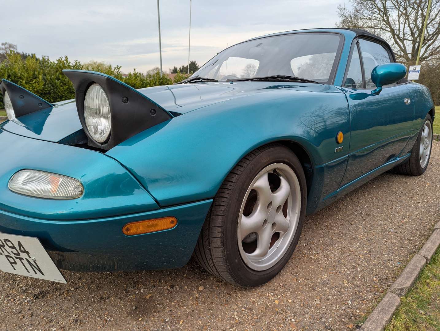 <p>1998 MAZDA MX-5 BERKELEY</p>