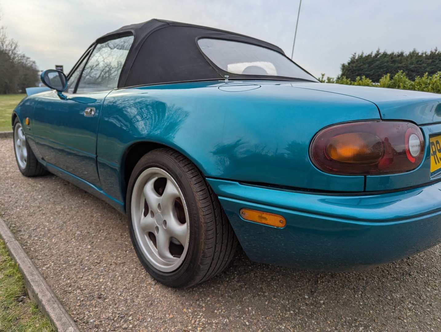 <p>1998 MAZDA MX-5 BERKELEY</p>