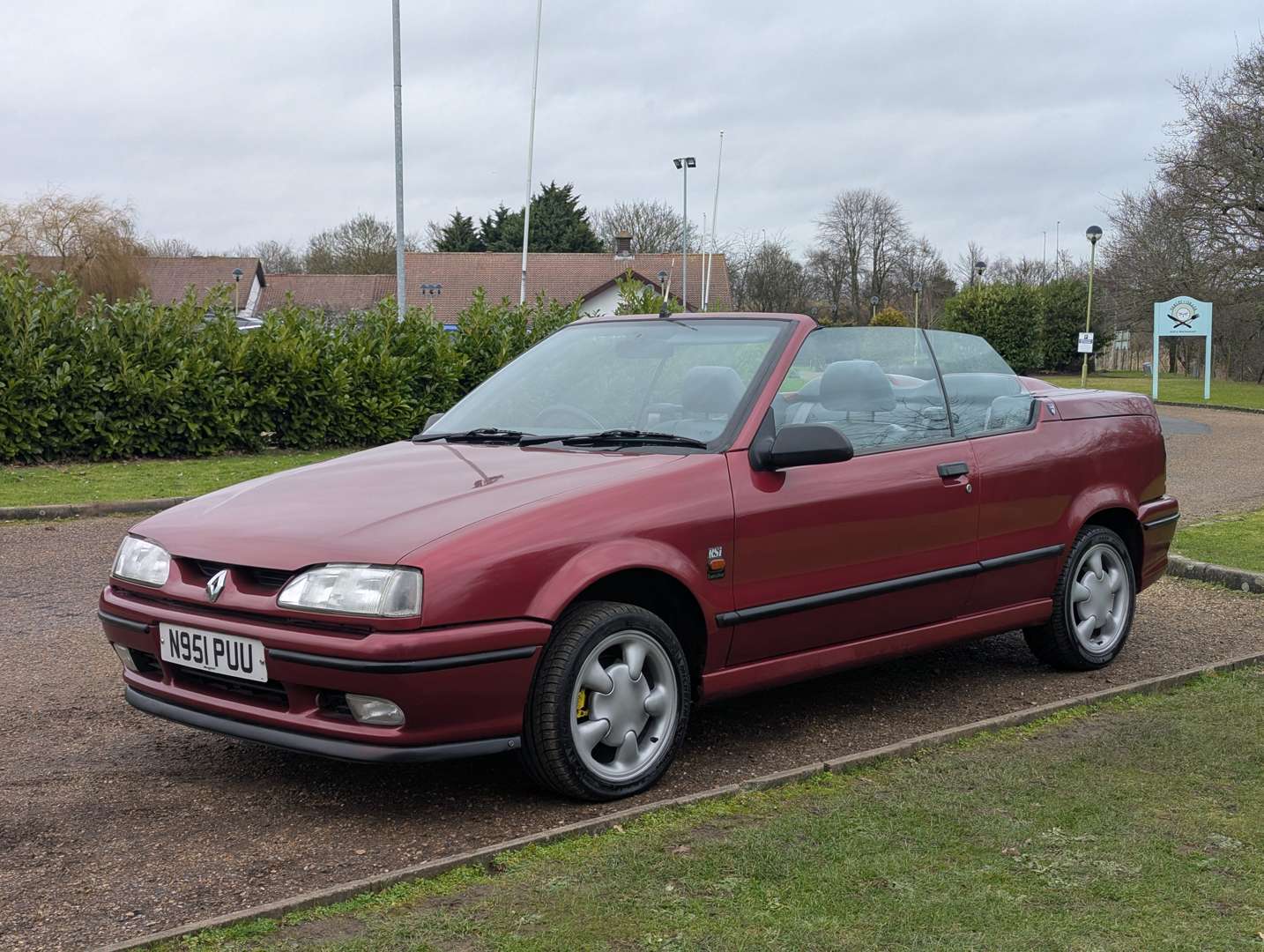 <p>1996 RENAULT 19 RSI EXECUTIVE CONVERTIBLE</p>