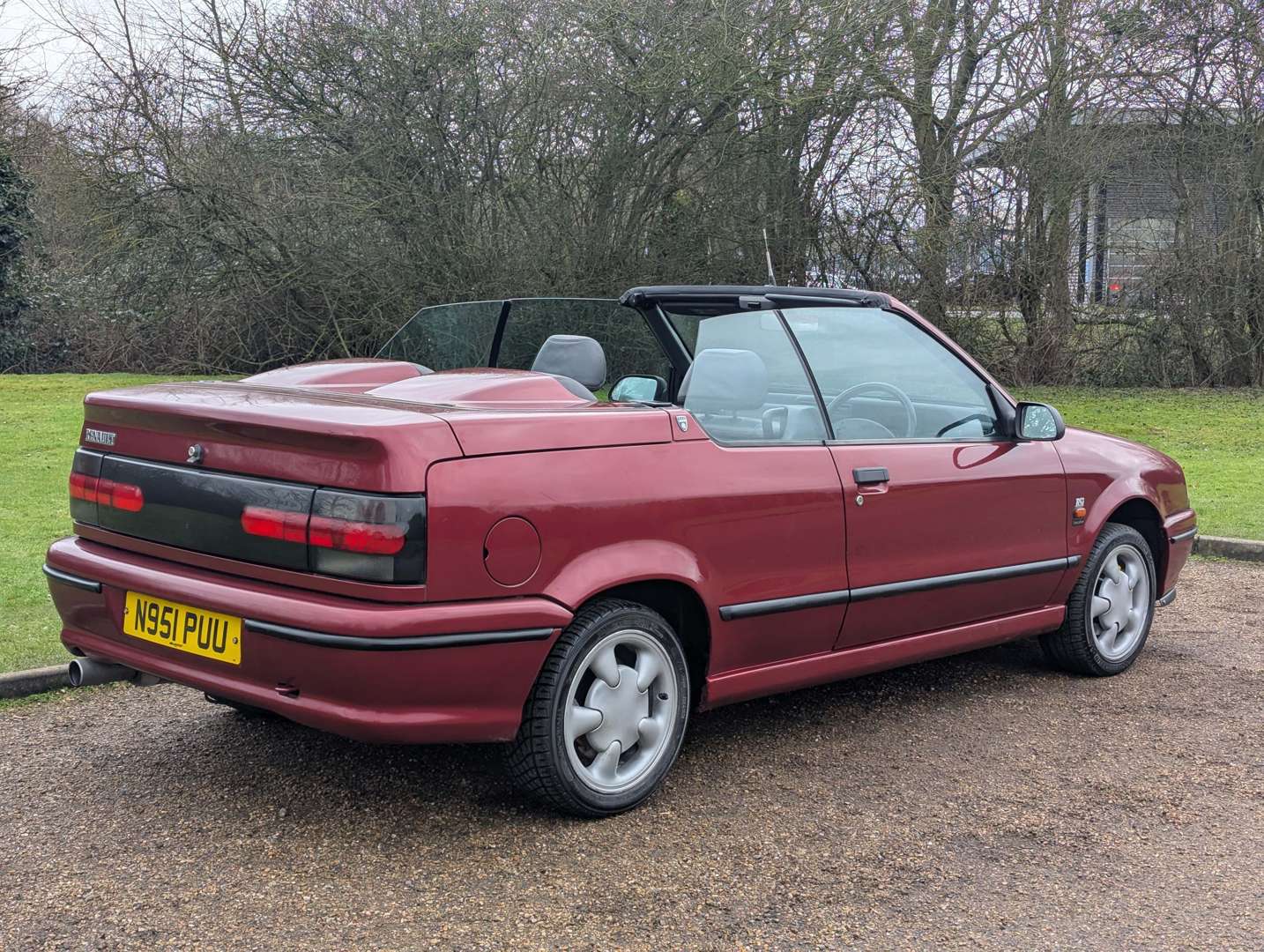 <p>1996 RENAULT 19 RSI EXECUTIVE CONVERTIBLE</p>
