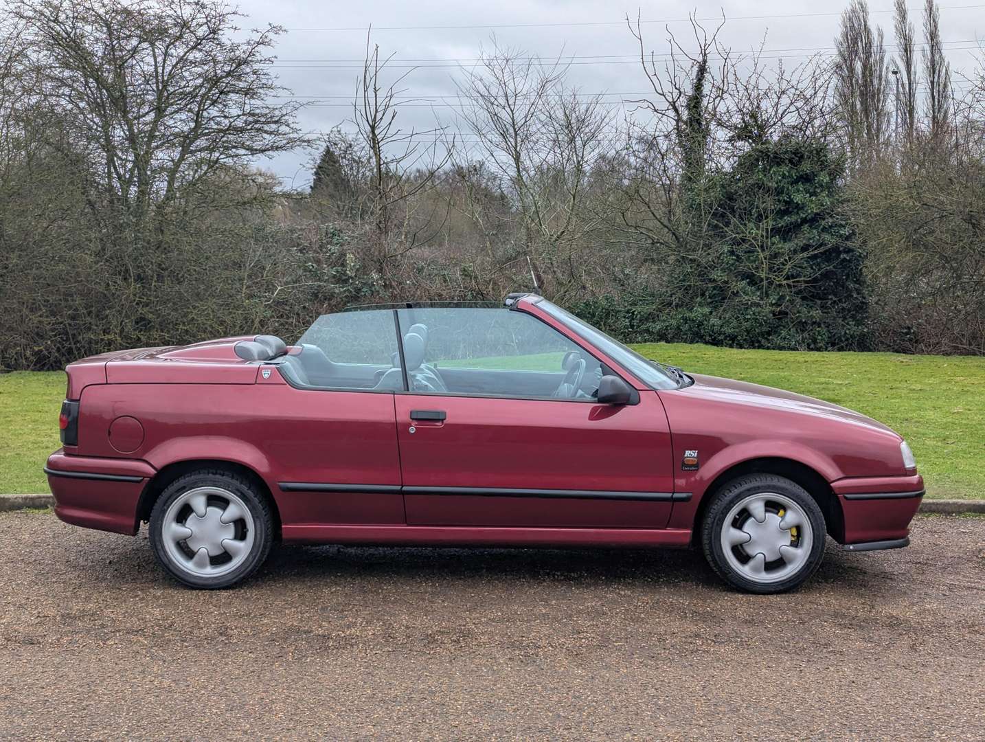 <p>1996 RENAULT 19 RSI EXECUTIVE CONVERTIBLE</p>