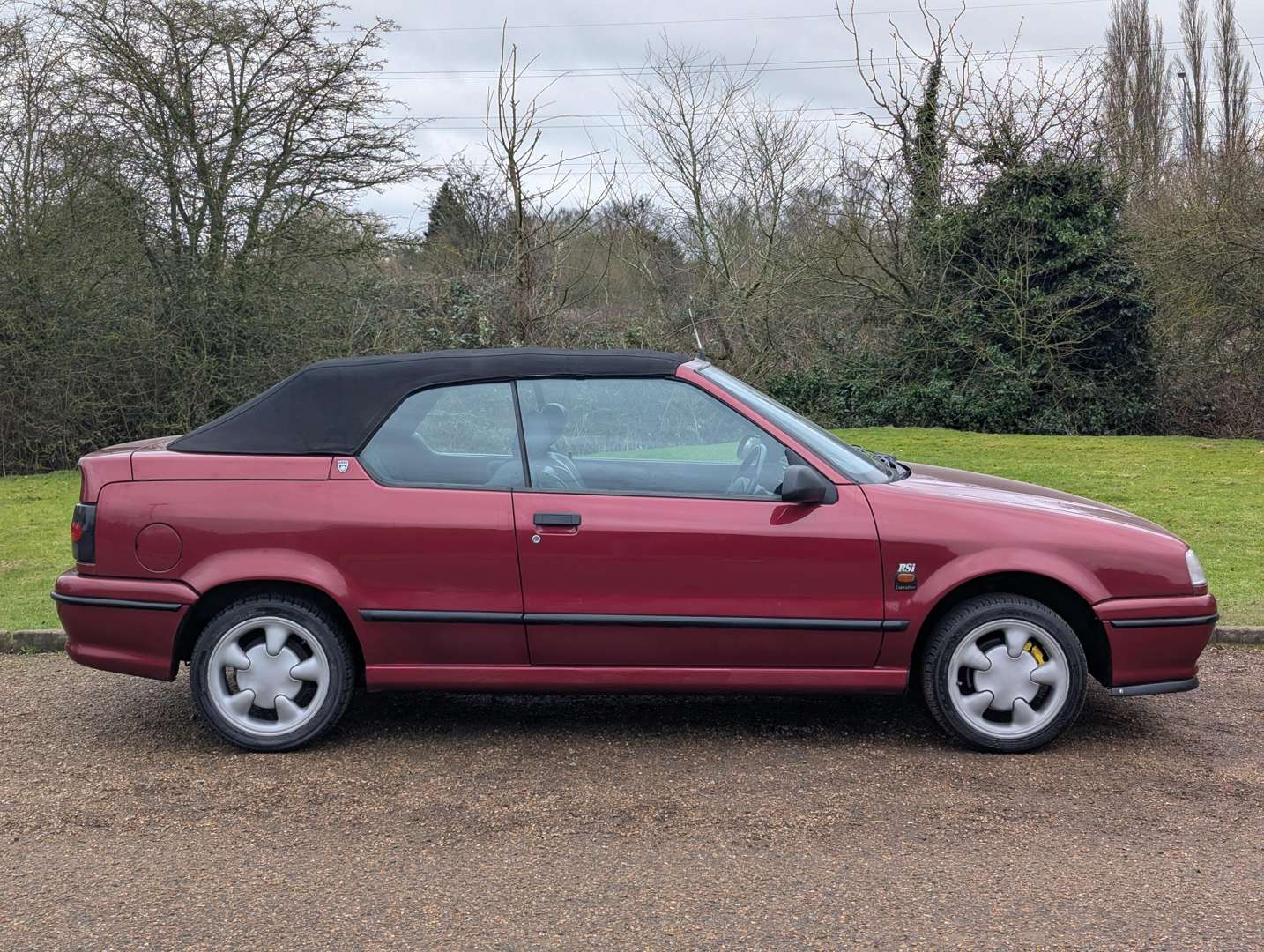 <p>1996 RENAULT 19 RSI EXECUTIVE CONVERTIBLE</p>