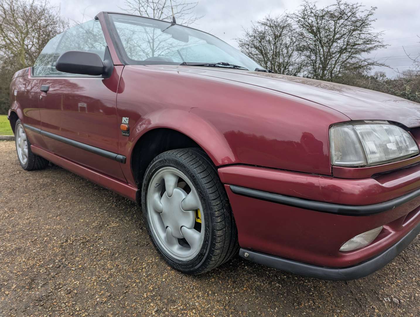 <p>1996 RENAULT 19 RSI EXECUTIVE CONVERTIBLE</p>