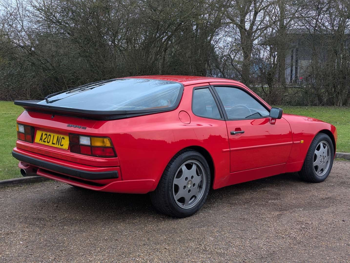 <p>1988 PORSCHE 944 S</p>