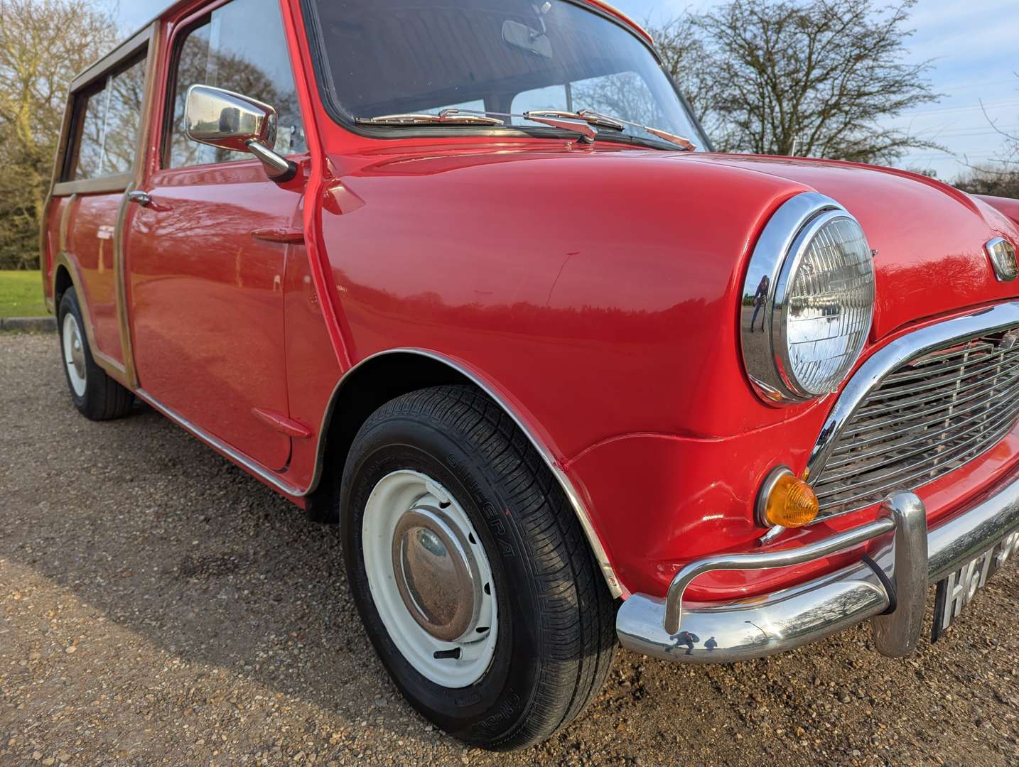 <p>1965 AUSTIN MINI COUNTRYMAN</p>