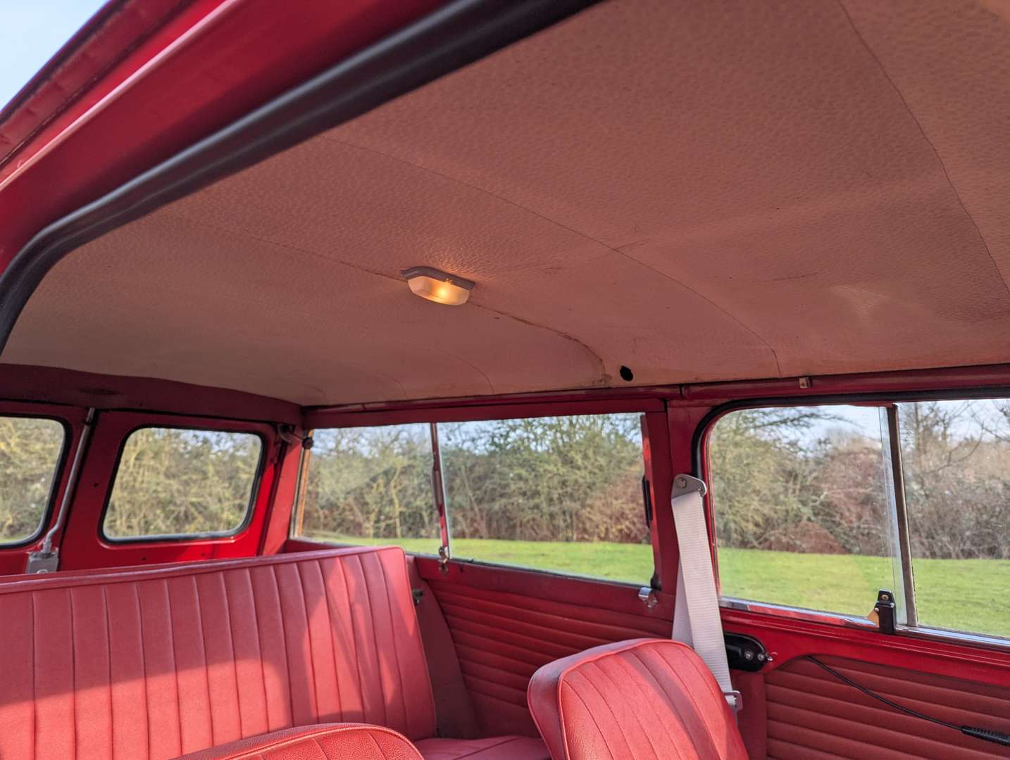 <p>1965 AUSTIN MINI COUNTRYMAN</p>