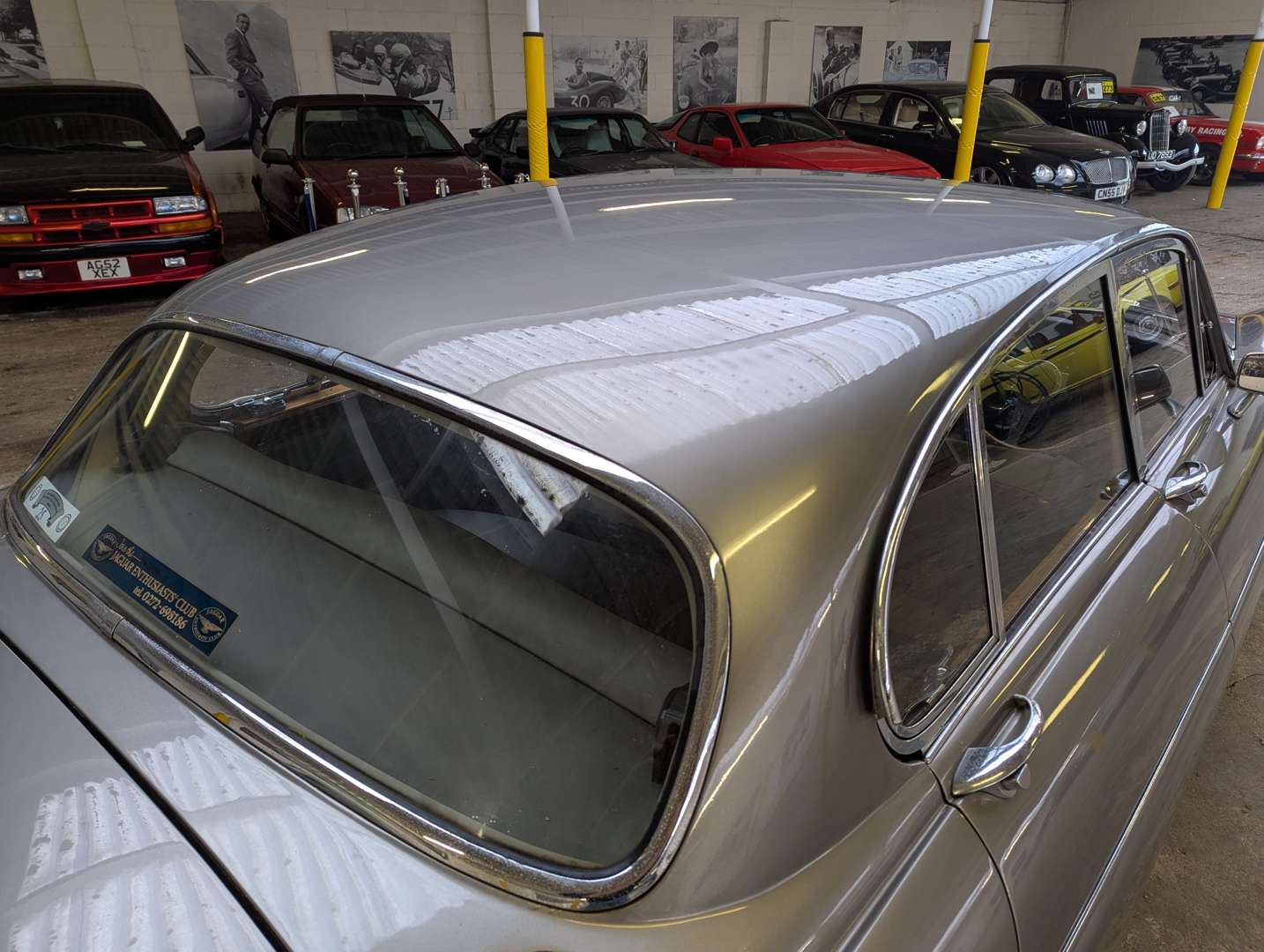 <p>1969 JAGUAR 420G MANUAL O/D</p>