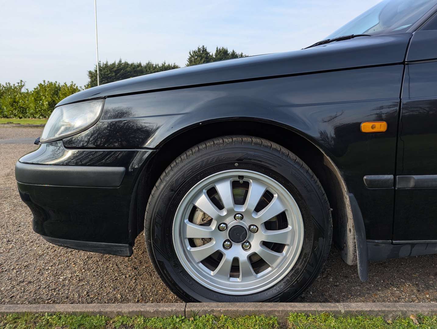 <p>2001 SAAB 9-5 AUTO LIMOUSINE</p>